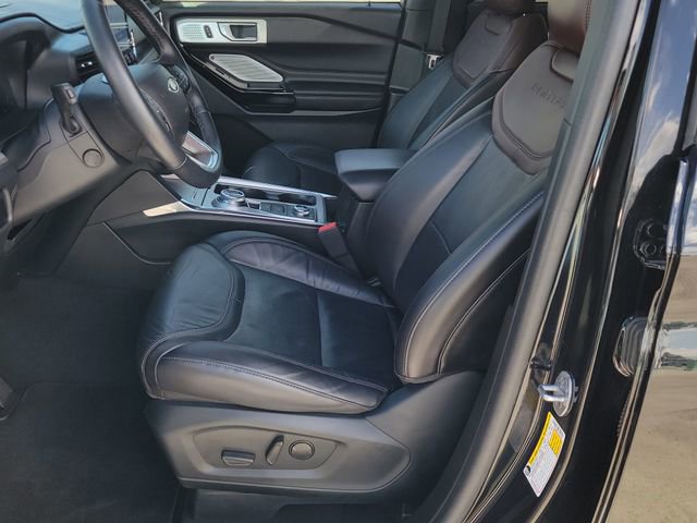 Certified 2023 Ford Explorer Platinum w/ Technology Package image 7