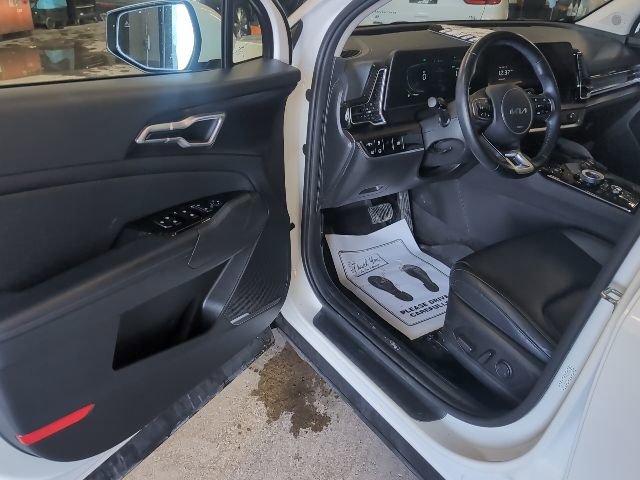 Used 2023 Kia Sportage EX w/ EX Premium Package image 7