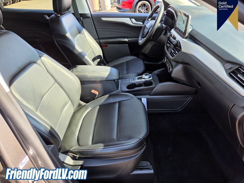 Certified 2022 Ford Escape SEL FWD image 18