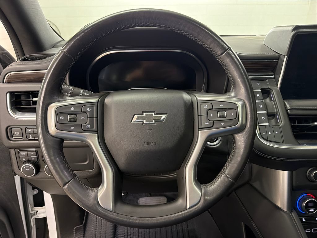 Used 2022 Chevrolet Tahoe Z71 w/ Luxury Package AWD/4WD image 20