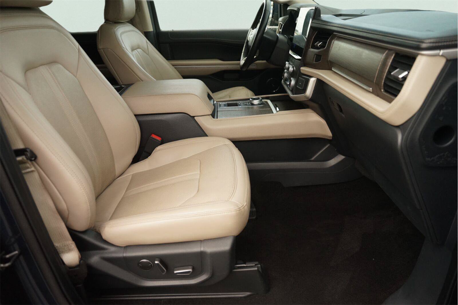 Certified 2022 Ford Expedition Max Limited RWD image 21