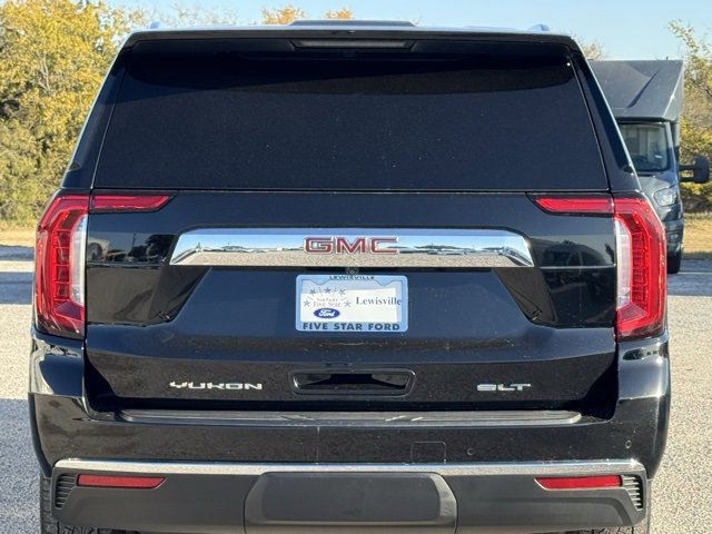 Used 2021 GMC Yukon SLT w/ SLT Premium Package image 5