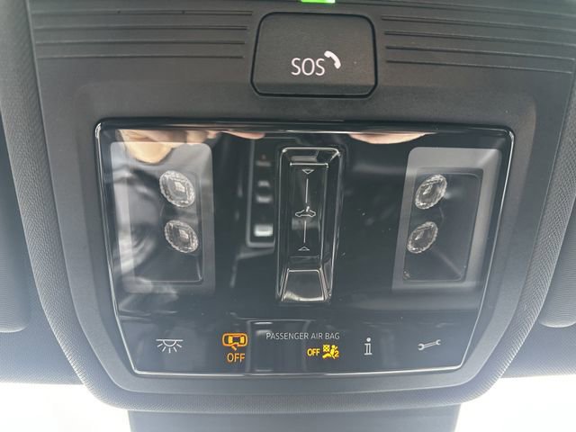 Used 2024 Volkswagen Golf R image 27