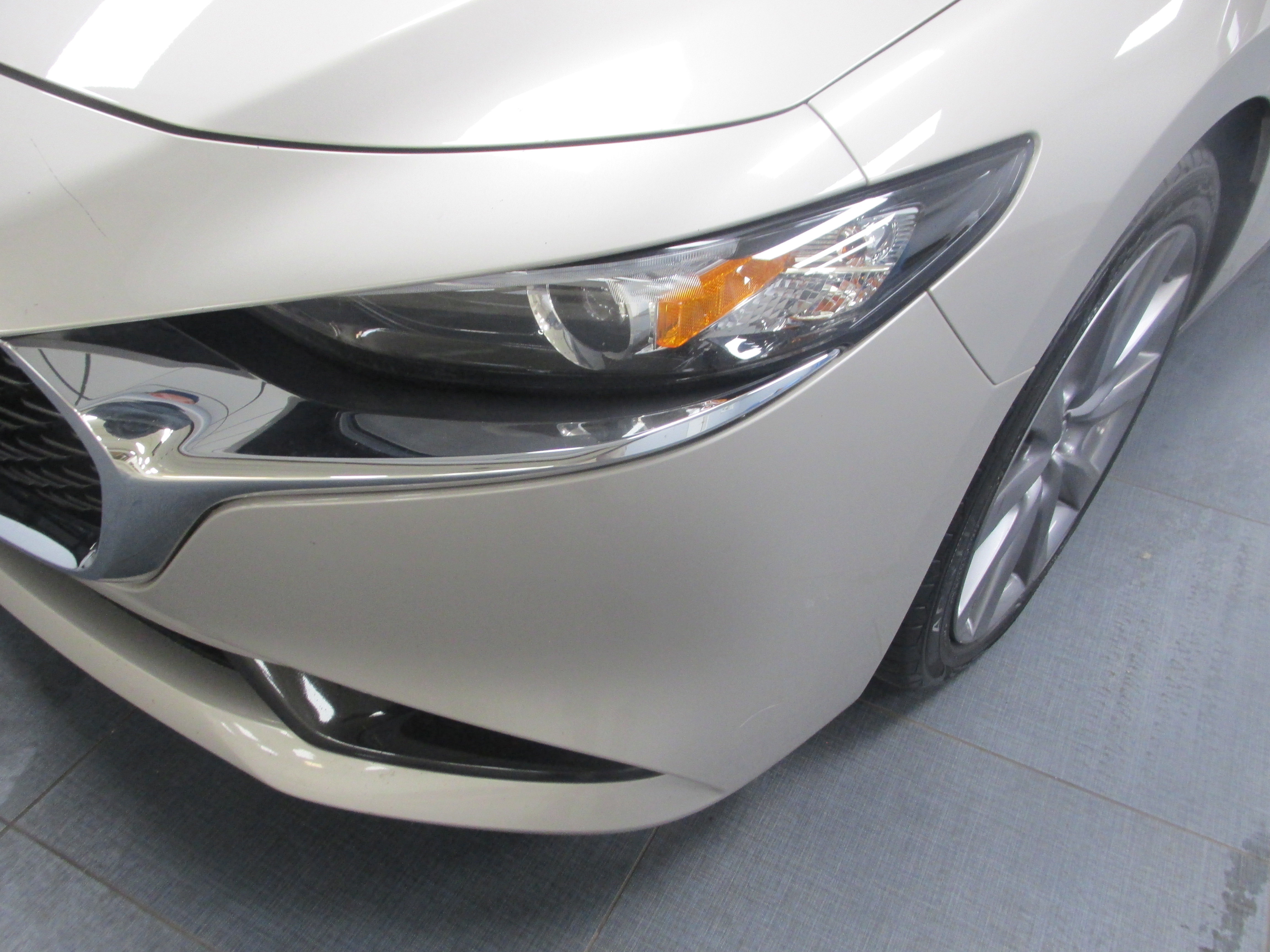 Used 2024 MAZDA MAZDA3 s image 9