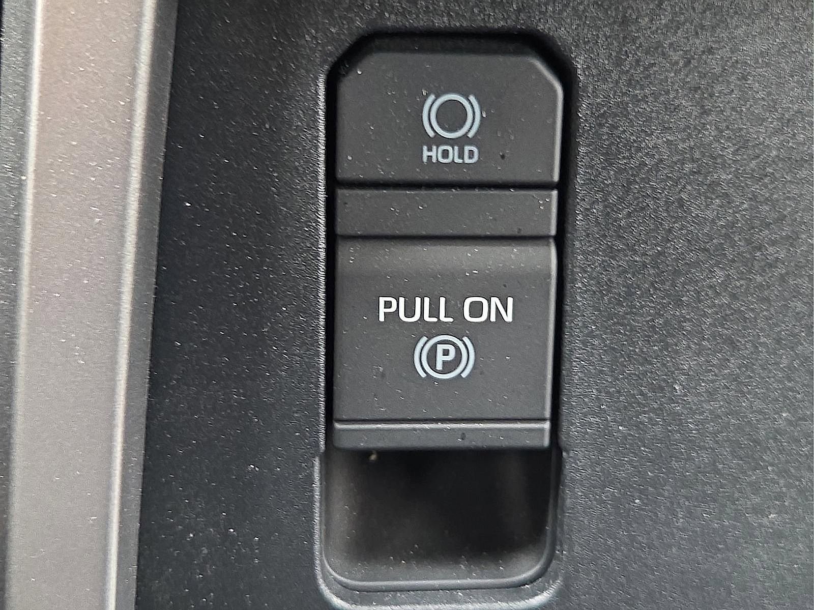 Used 2024 Toyota Tundra Limited w/ Power Package AWD/4WD image 18