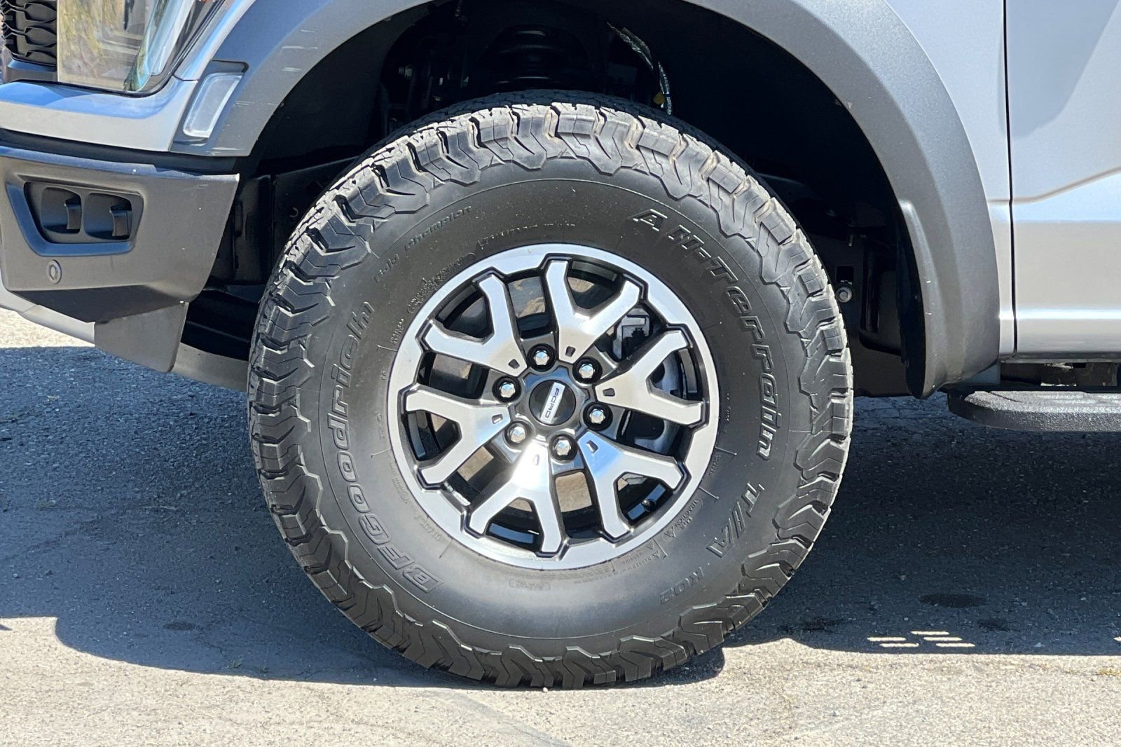 Certified 2022 Ford F150 Raptor w/ Equipment Group 801A High AWD/4WD image 26