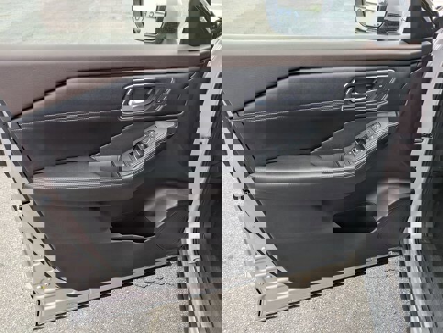 Used 2021 Nissan Rogue Platinum image 12