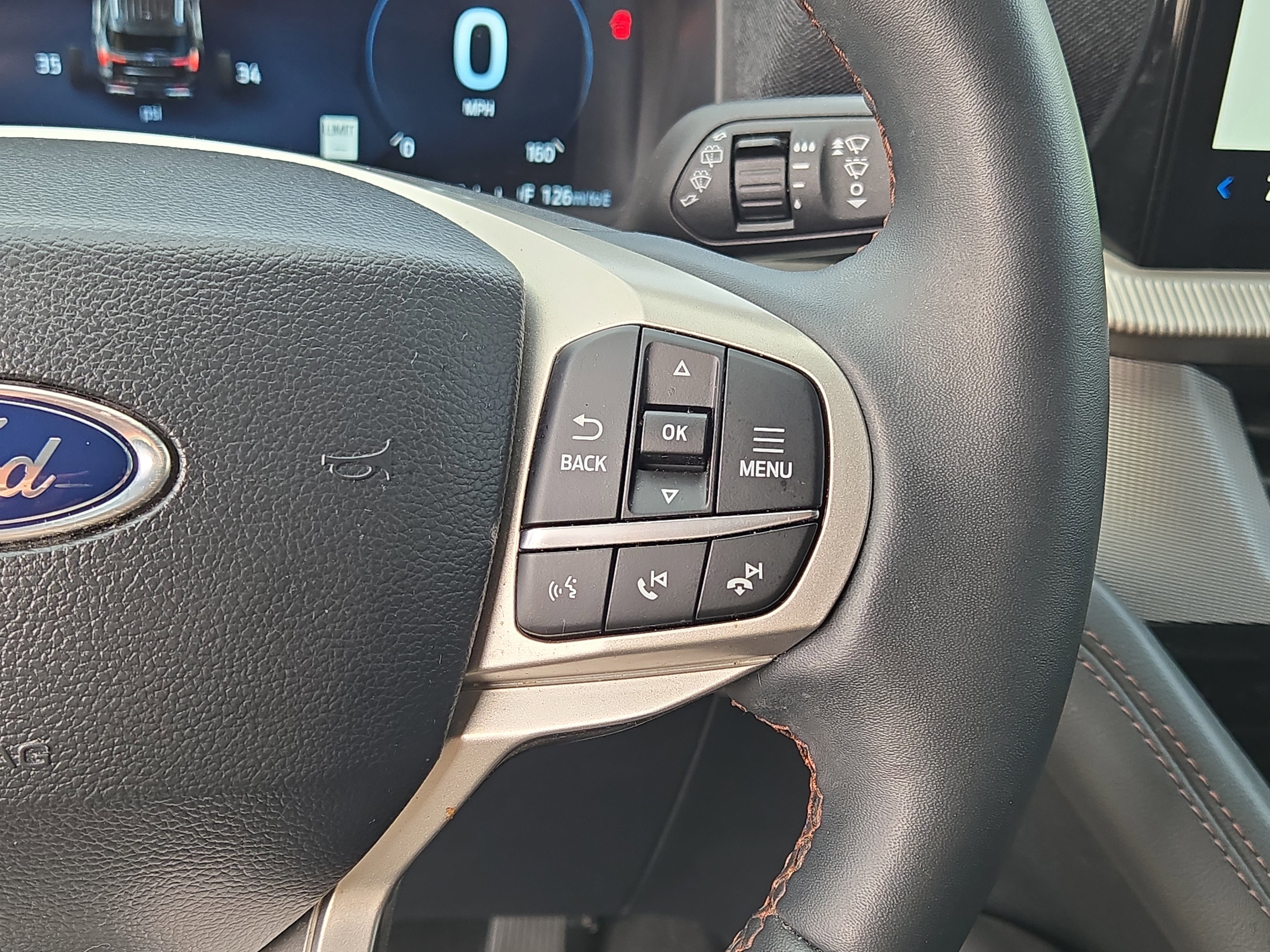 Certified 2025 Ford Explorer Active image 26