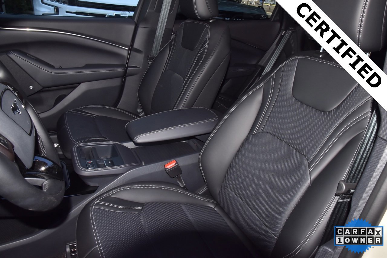 Certified 2025 Ford Mustang Mach-E Premium image 32