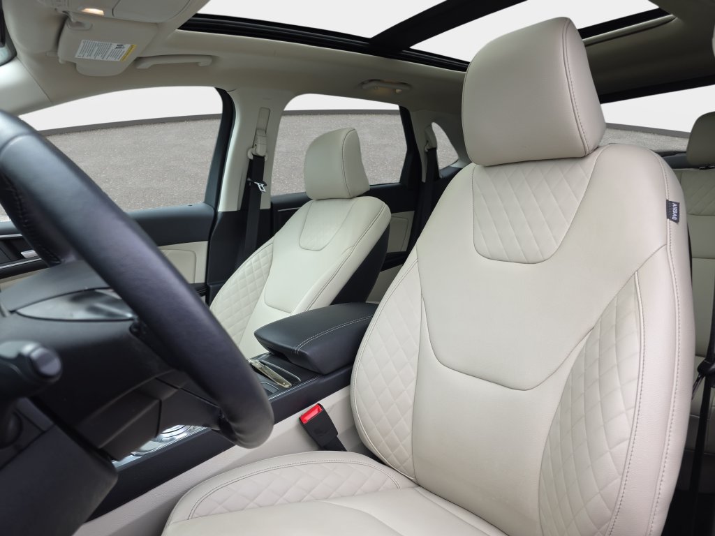 Certified 2023 Ford Edge Titanium AWD/4WD image 13