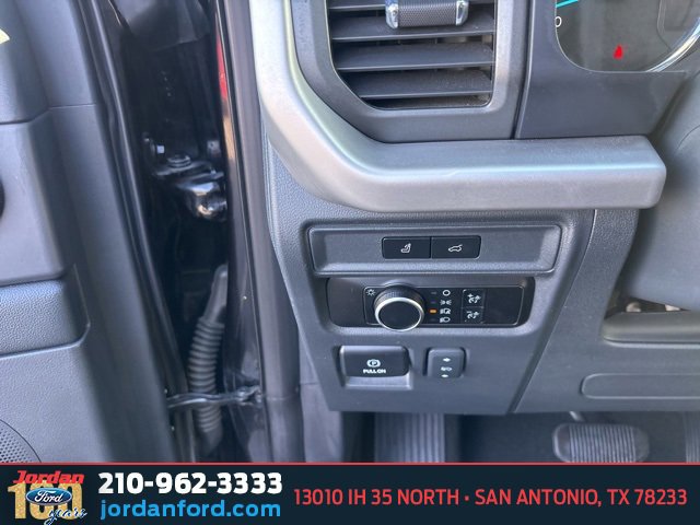 Certified 2024 Ford Expedition Max XLT image 27