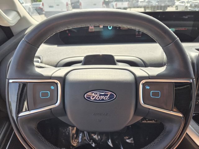 Certified 2025 Ford Expedition Platinum AWD/4WD image 29