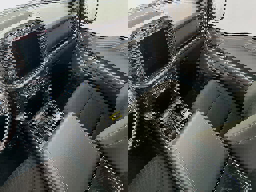 Certified 2022 Ford F150 XLT w/ Equipment Group 302A High image 14