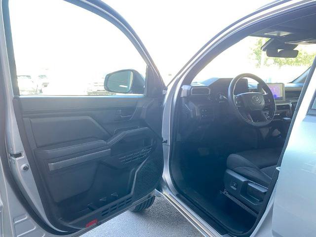 Used 2024 Toyota Tacoma SR5 RWD image 10