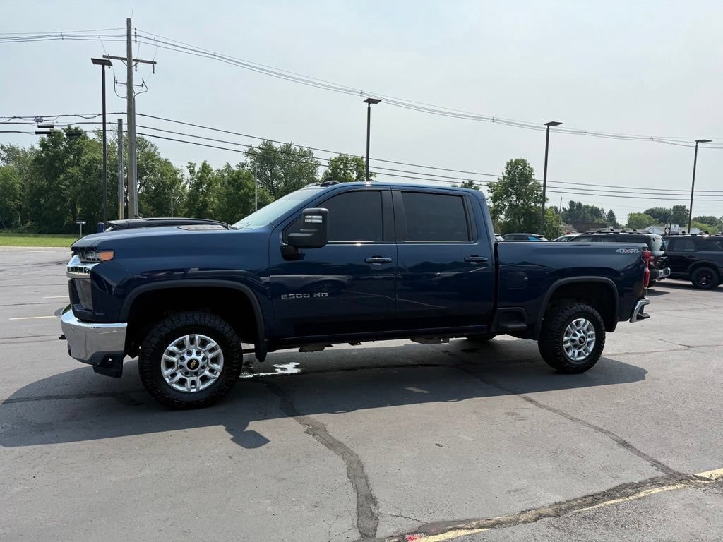 Used 2022 Chevrolet Silverado 2500 LT w/ All Star Edition AWD/4WD image 4