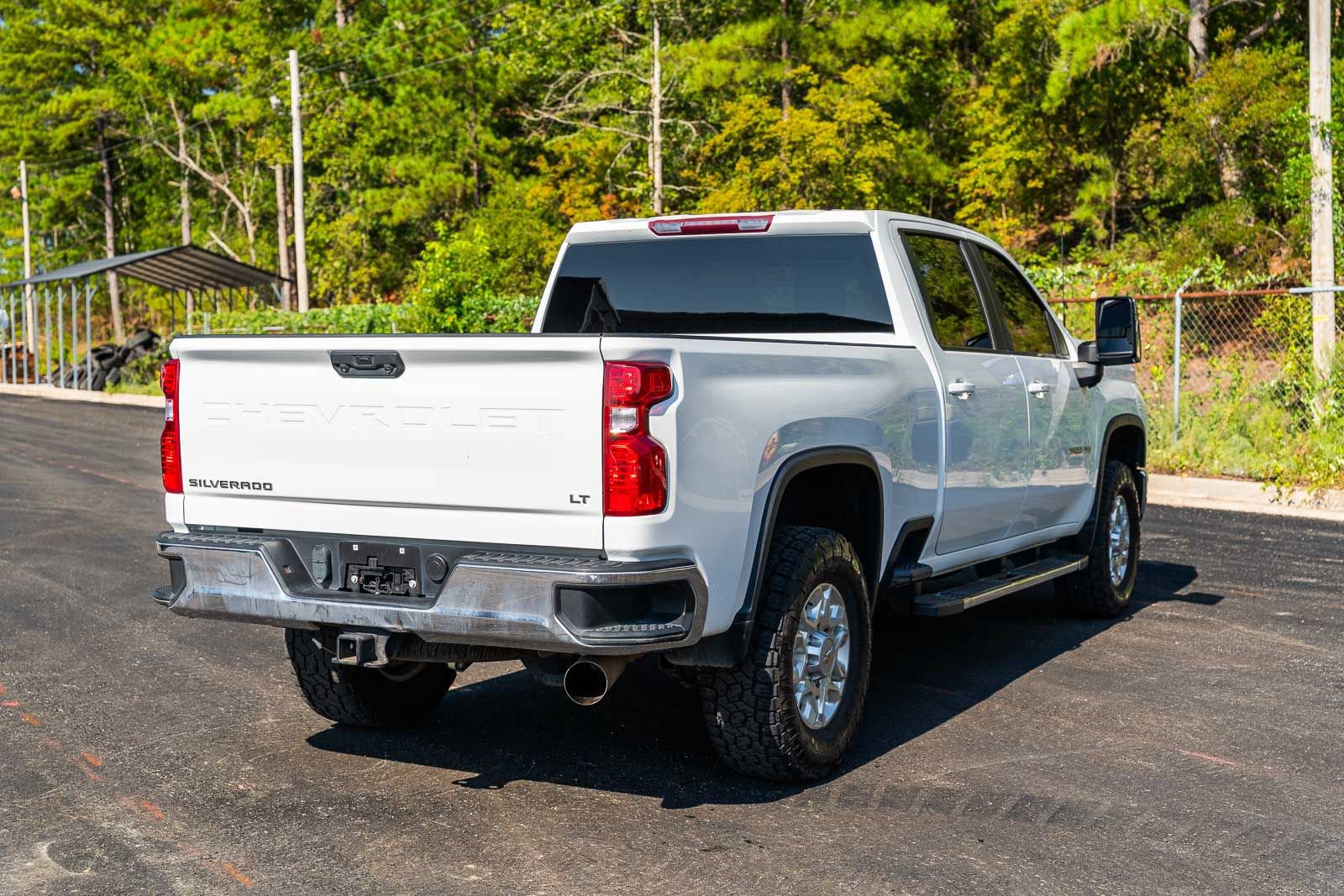 Used 2024 Chevrolet Silverado 2500 LT AWD/4WD image 7