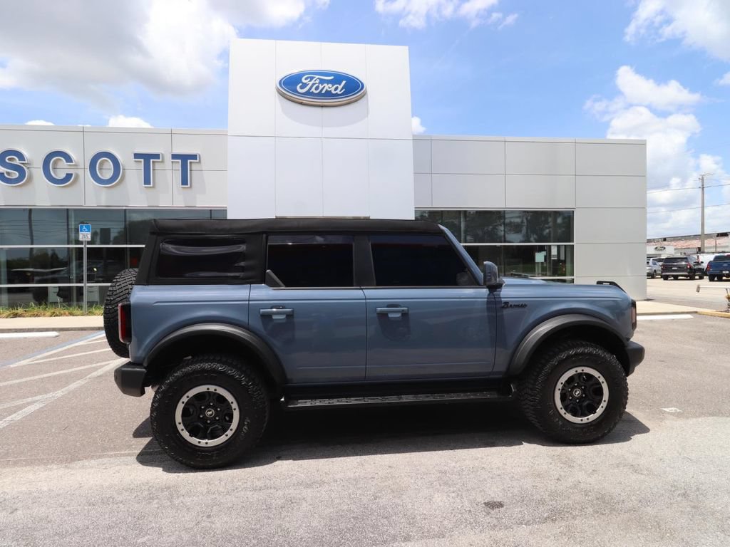 Certified 2025 Ford Bronco Outer Banks w/ Sasquatch Package AWD/4WD image 17