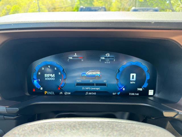 Certified 2025 Ford Bronco Sport Outer Banks w/ Outer Banks Tech Package+ AWD/4WD image 18