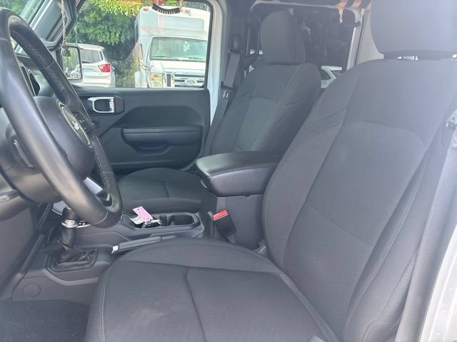 Used 2022 Jeep Gladiator Sport AWD/4WD image 6