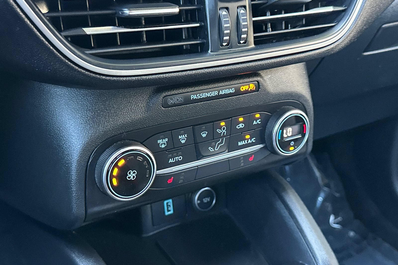 Certified 2020 Ford Escape SE AWD/4WD image 31