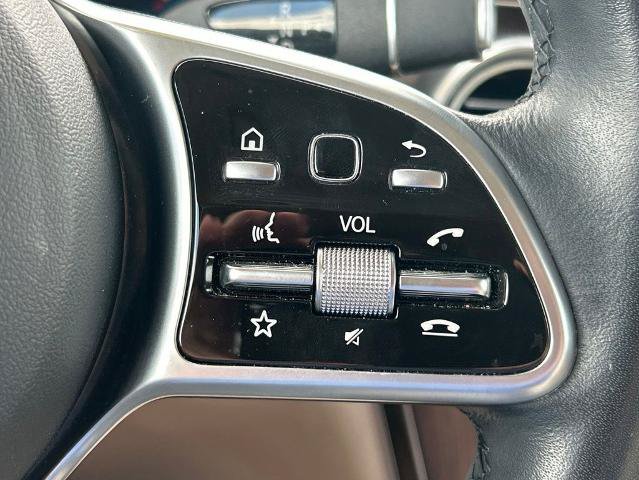 Used 2022 Mercedes-Benz GLC 300 image 23