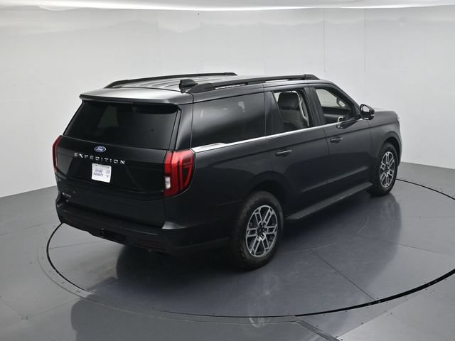 Certified 2025 Ford Expedition Active AWD/4WD image 44