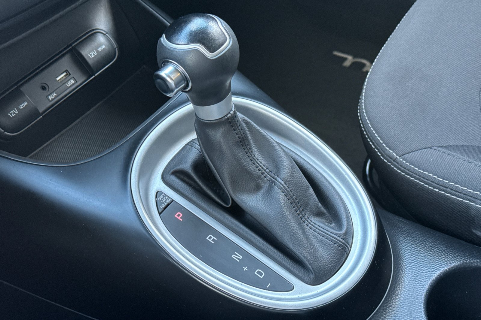 Used 2019 Kia Soul FWD image 21