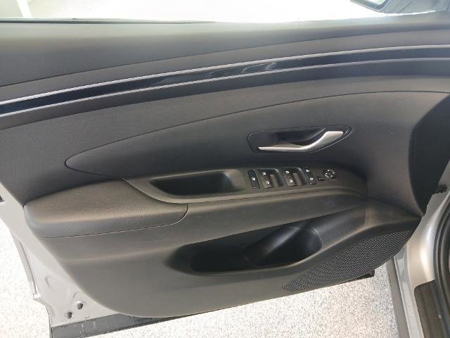Used 2023 Hyundai Tucson SEL image 12