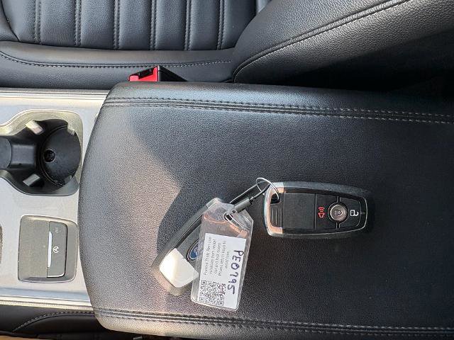 Certified 2024 Ford Edge SEL image 19