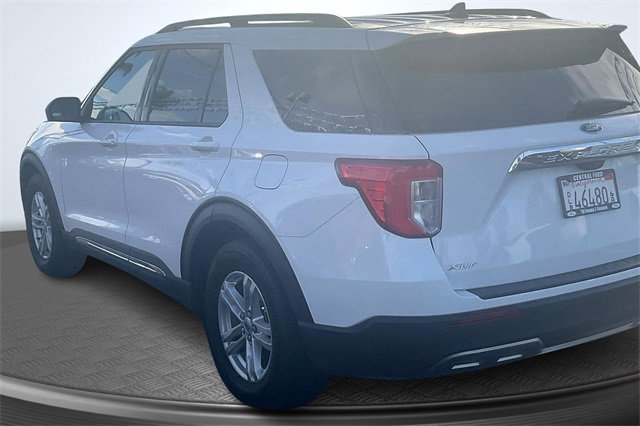 Certified 2021 Ford Explorer XLT w/ Equipment Group 202A image 2