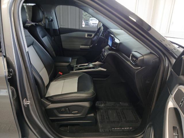 Certified 2023 Ford Explorer XLT w/ Equipment Group 202A image 19