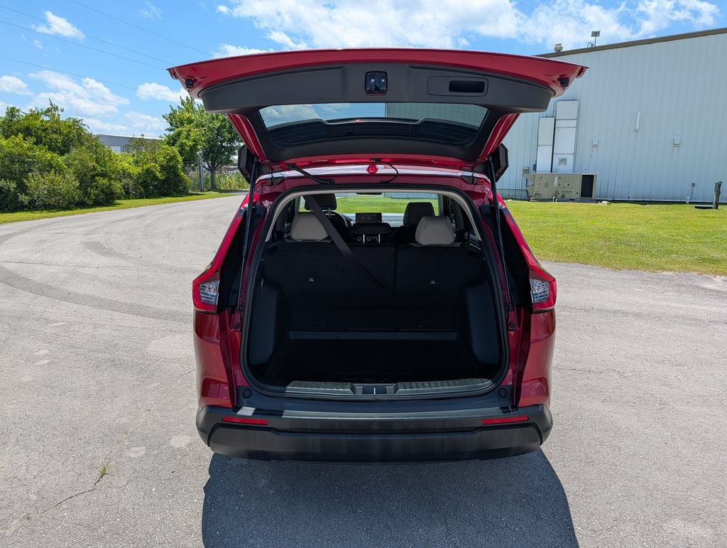 Used 2025 Honda CR-V LX image 27