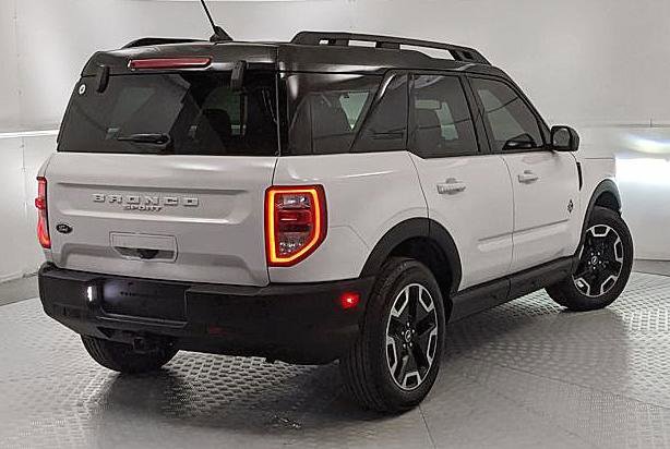 Certified 2024 Ford Bronco Sport Outer Banks image 3