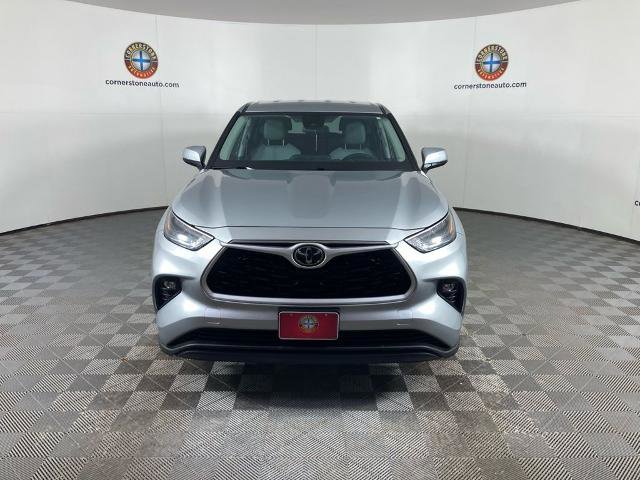 Used 2022 Toyota Highlander LE image 17