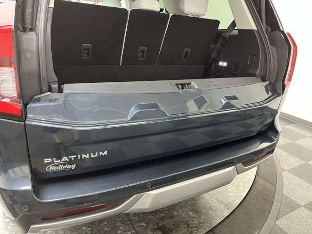 Certified 2025 Ford Expedition Platinum w/ Platinum Ultimate Package AWD/4WD image 8