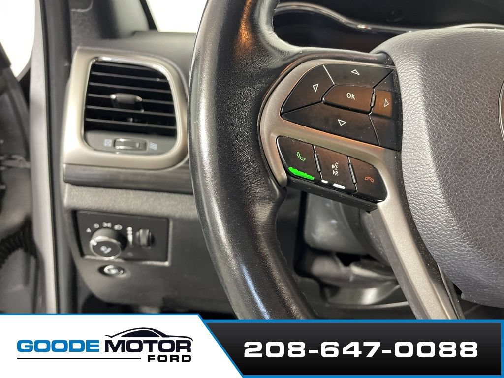 Used 2021 Jeep Grand Cherokee Laredo AWD/4WD image 13
