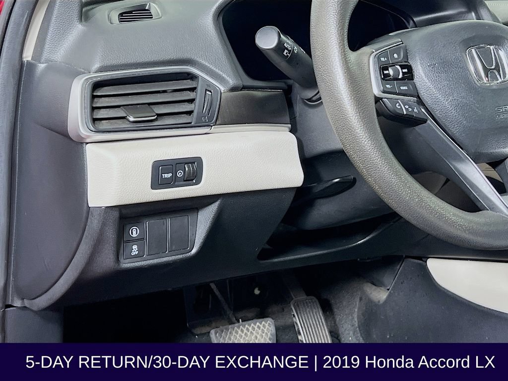 Used 2019 Honda Accord LX image 11