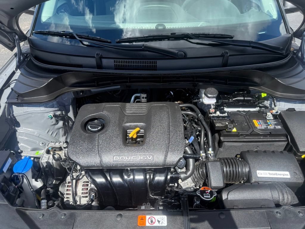 Used 2025 Kia Soul LX w/ LX Technology Package FWD image 53
