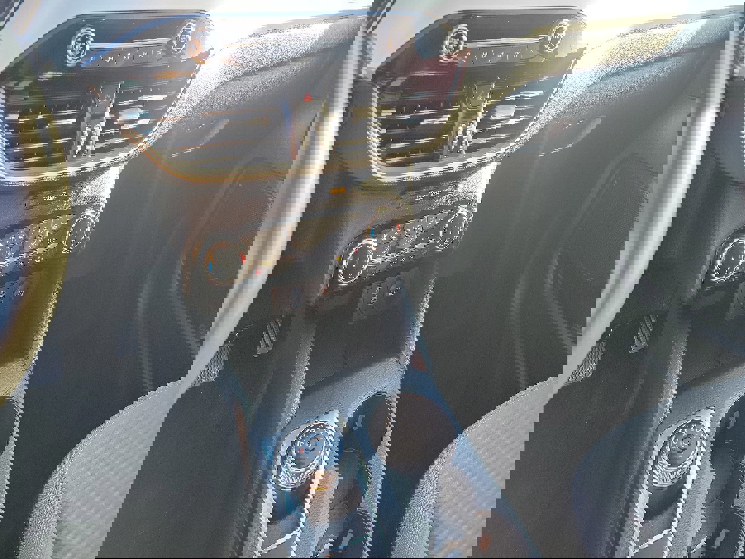 Certified 2022 Ford Escape SE w/ Convenience Package image 33