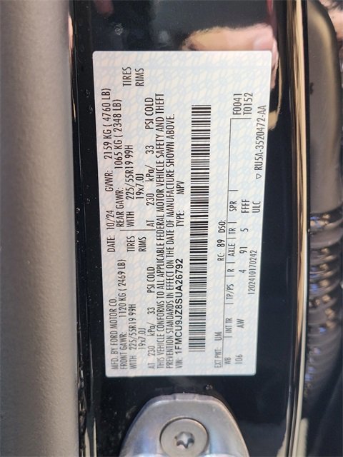 Certified 2025 Ford Escape Platinum w/ Premium Technology Package image 36