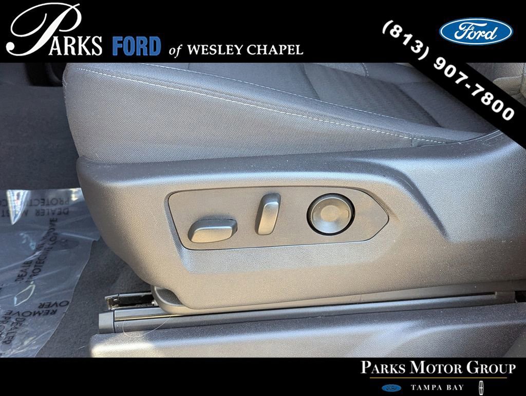 Used 2025 Chevrolet Silverado 1500 Custom Trail Boss w/ LPO, Dark Essentials Package image 18