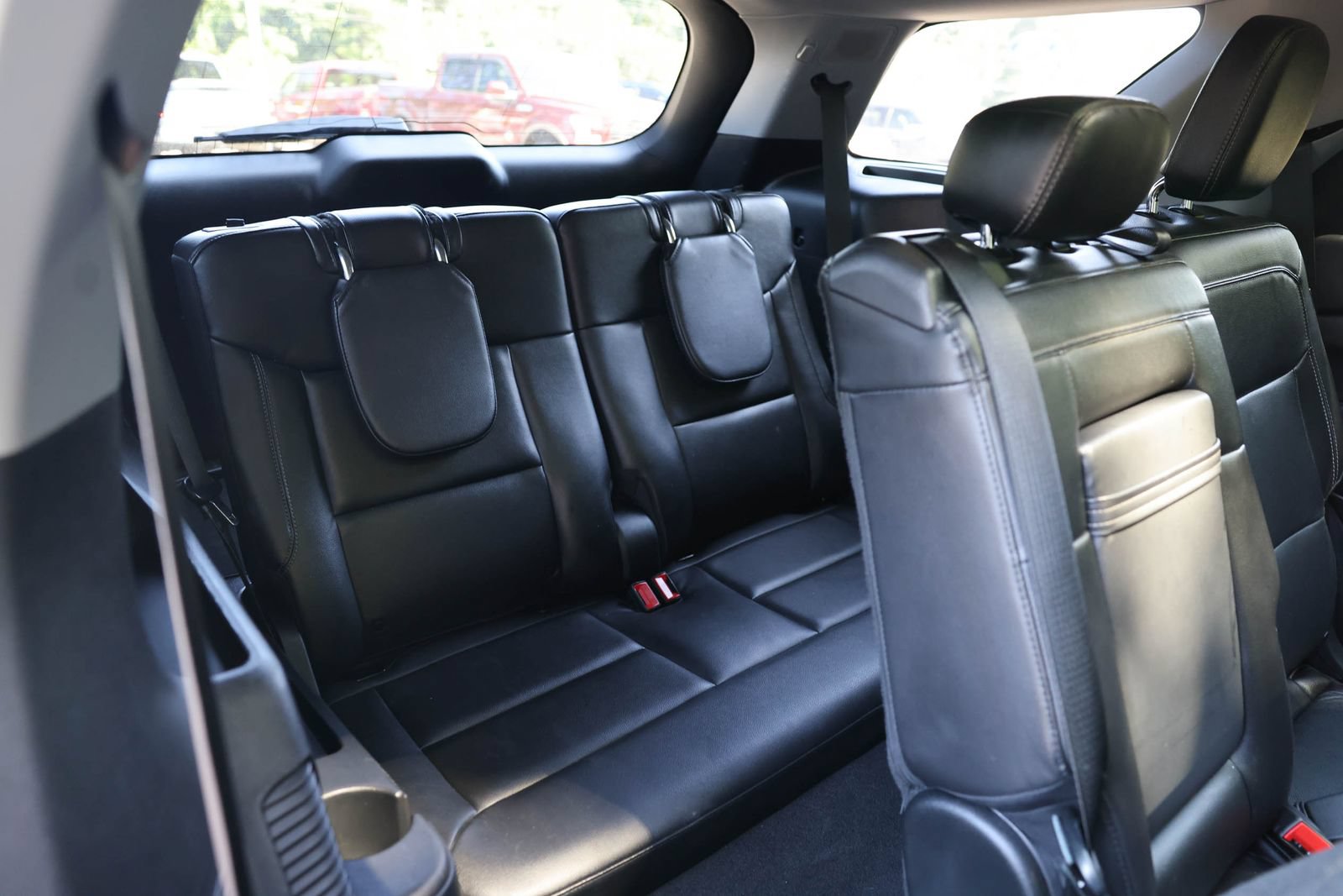 Certified 2023 Ford Explorer Limited w/ Limited Technology Package AWD/4WD image 14