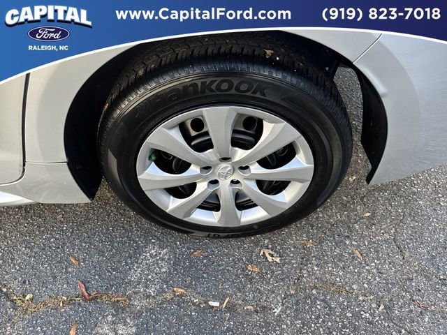 Used 2024 Toyota Corolla LE image 13