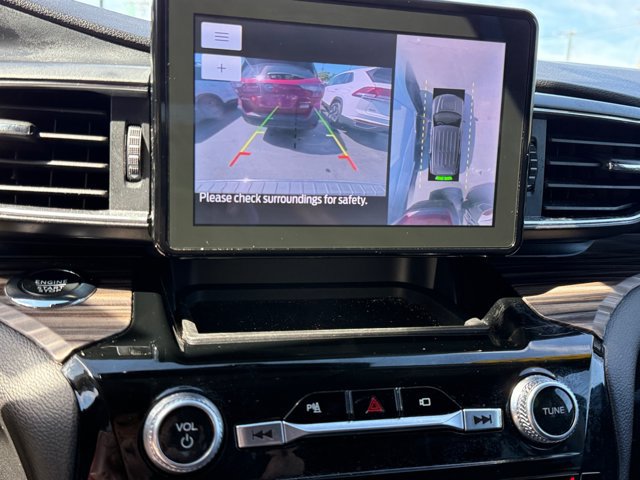 Certified 2023 Ford Explorer Limited w/ Equipment Group 301A AWD/4WD image 21