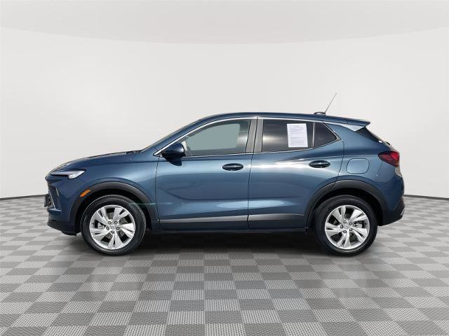 Used 2024 Buick Encore GX Preferred image 2