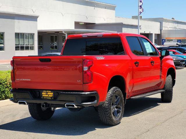 Used 2024 Chevrolet Silverado 1500 LT Trail Boss w/ Convenience Package II AWD/4WD image 4