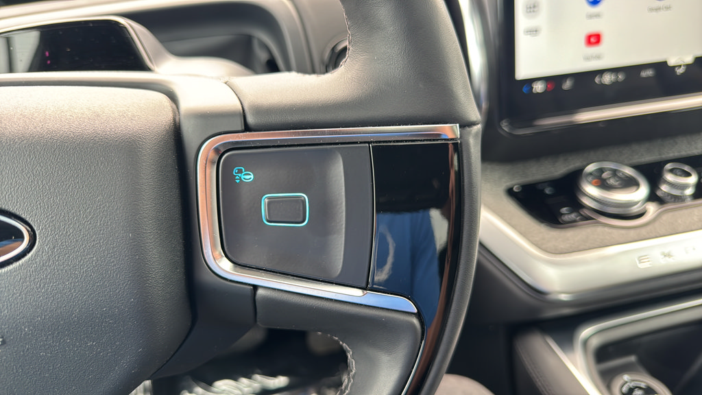 Certified 2025 Ford Expedition Tremor AWD/4WD image 37