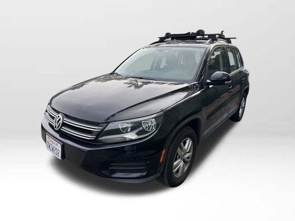 Used 2017 Volkswagen Tiguan S image 5
