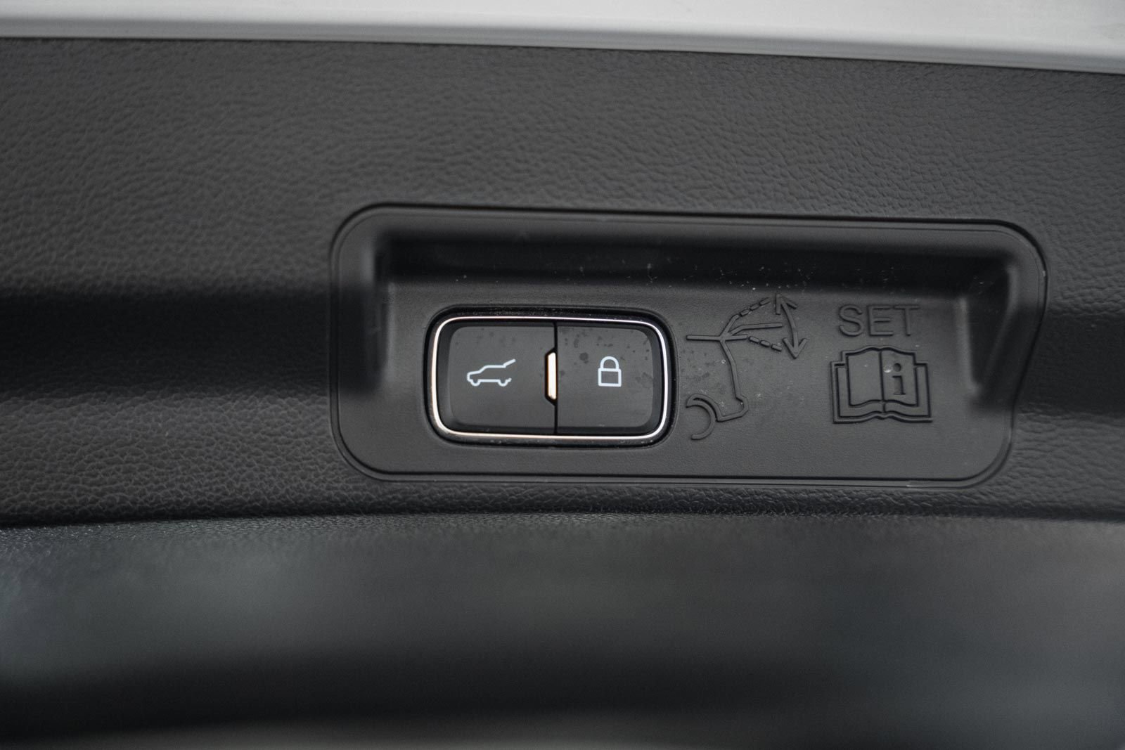 Certified 2024 Ford Explorer ST w/ Equipment Group 401A image 23