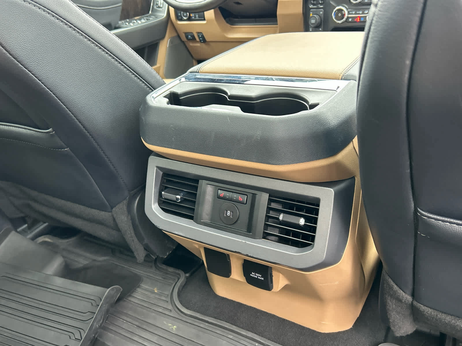 Certified 2024 Ford F350 Lariat image 21